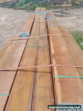 We Buy Jatoba (Azucar Huayo) Squared Wood From Peru Every Month